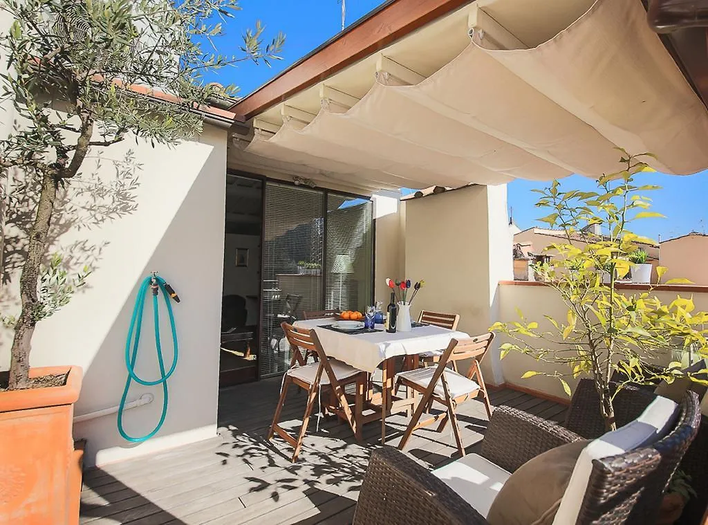 Apartments Florence San Niccolo Terrace