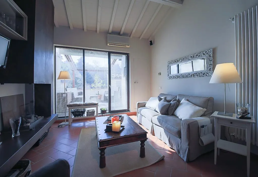 Apartments Florence San Niccolo Terrace 0*,  איטליה